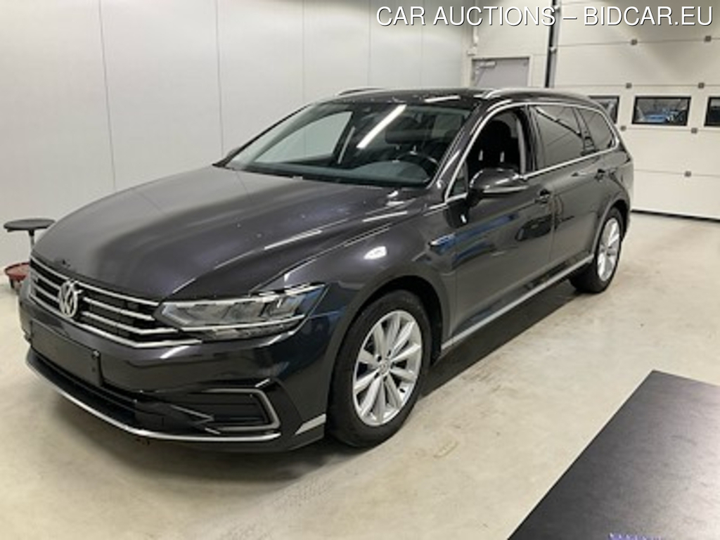Volkswagen PASSAT 1.4 Tsi Gte Plus P-Hybrid Variant Dsg UA!