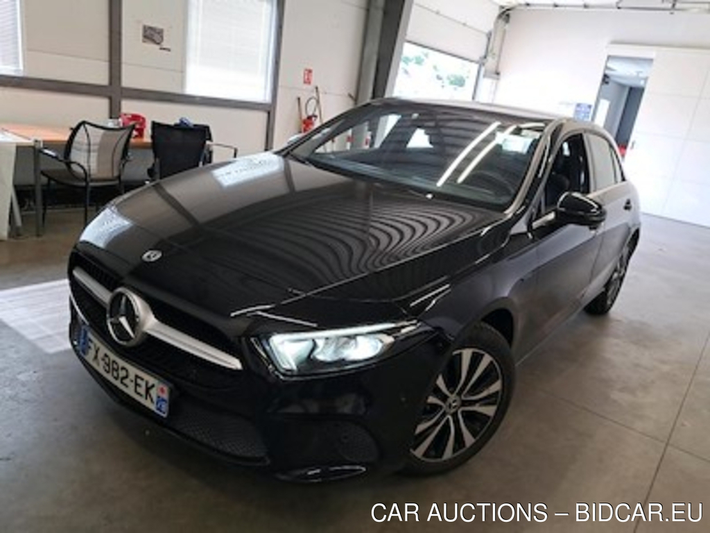 Mercedes-Benz Classe A Classe A 250 e 160+102ch Business Line 8G-DCT 8cv