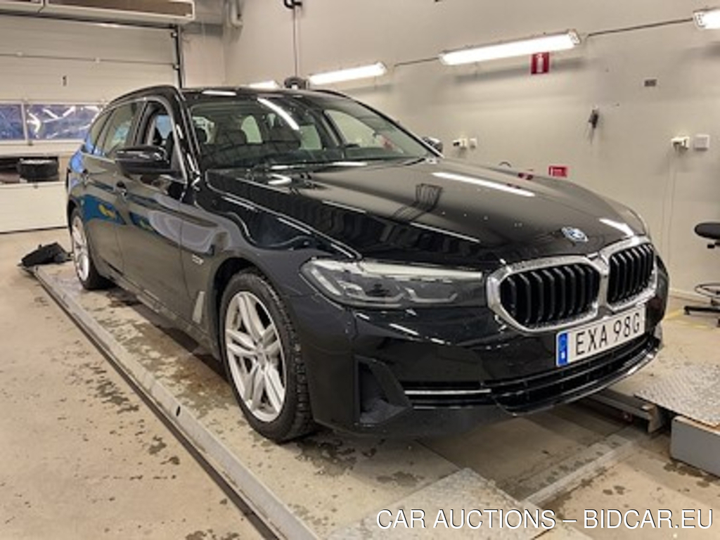 BMW 5-SERIE 530e xDrive Touring Drag Skinn