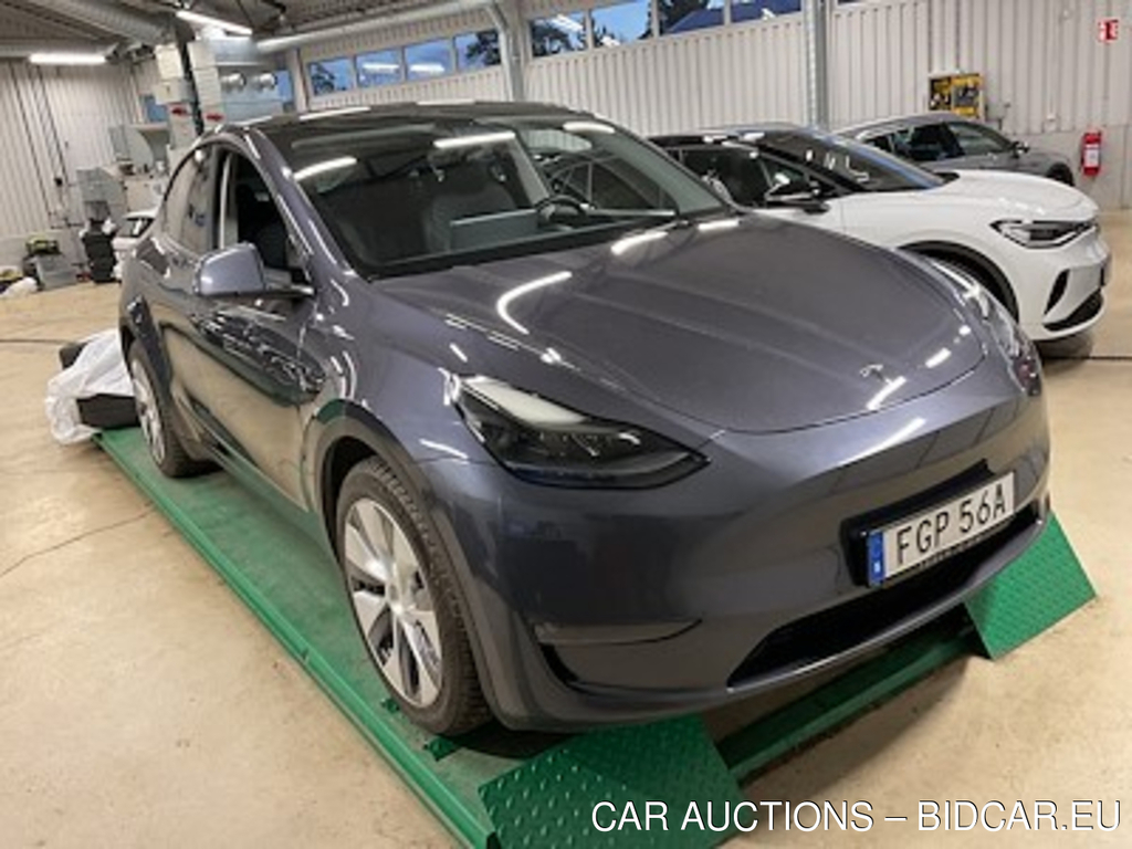 Tesla Model Y Long Range AWD