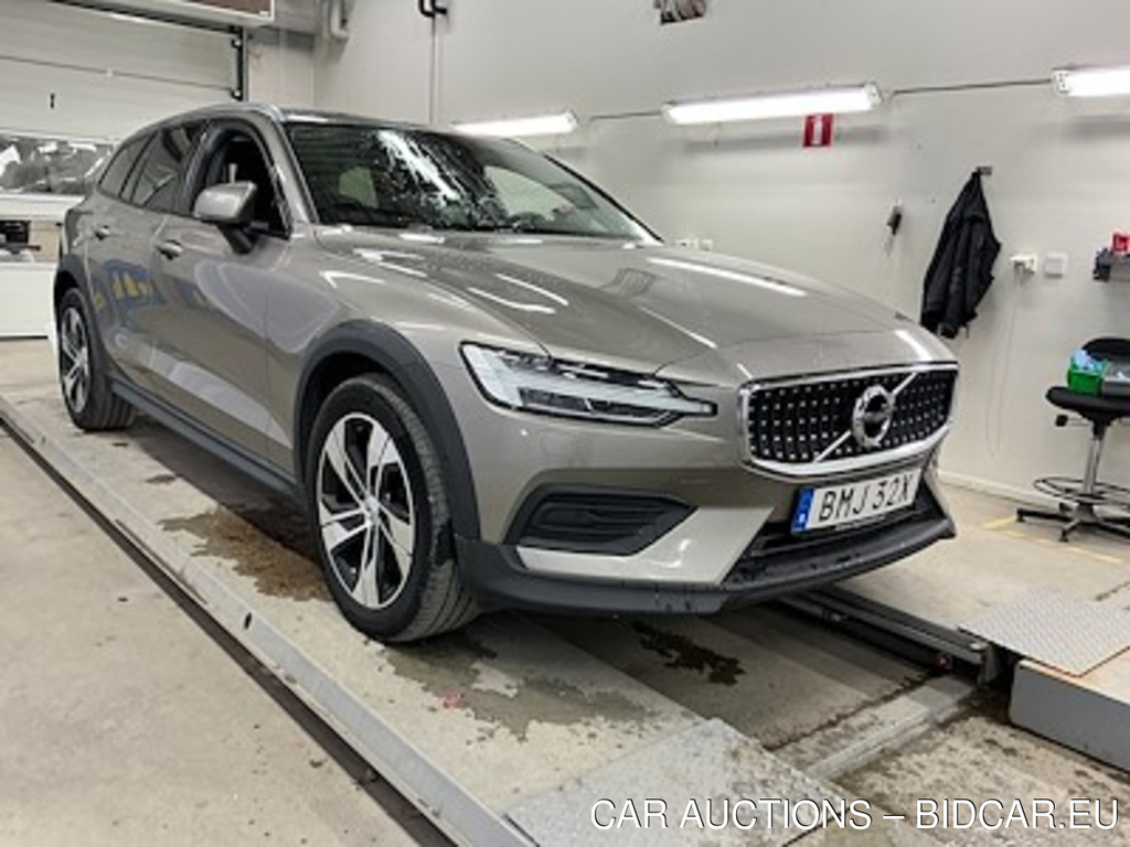 Volvo V60 cross country Cross Country B4 AWD Advanced Edt VOC Drag