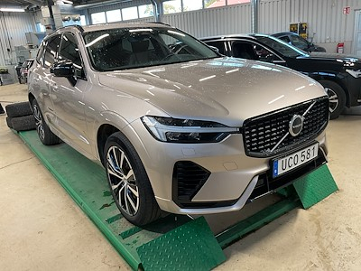 Volvo XC60 T6 Recharge 350 AWD Plus Dark VOC Drag Panorama