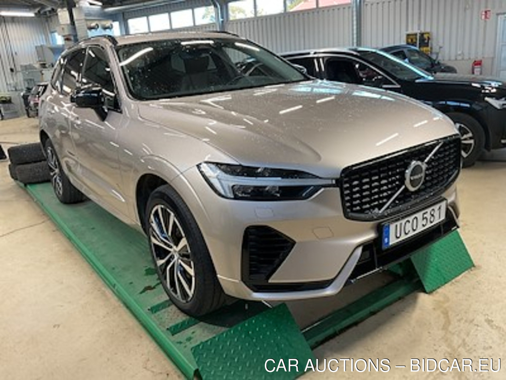 Volvo XC60 T6 Recharge 350 AWD Plus Dark VOC Drag Panorama