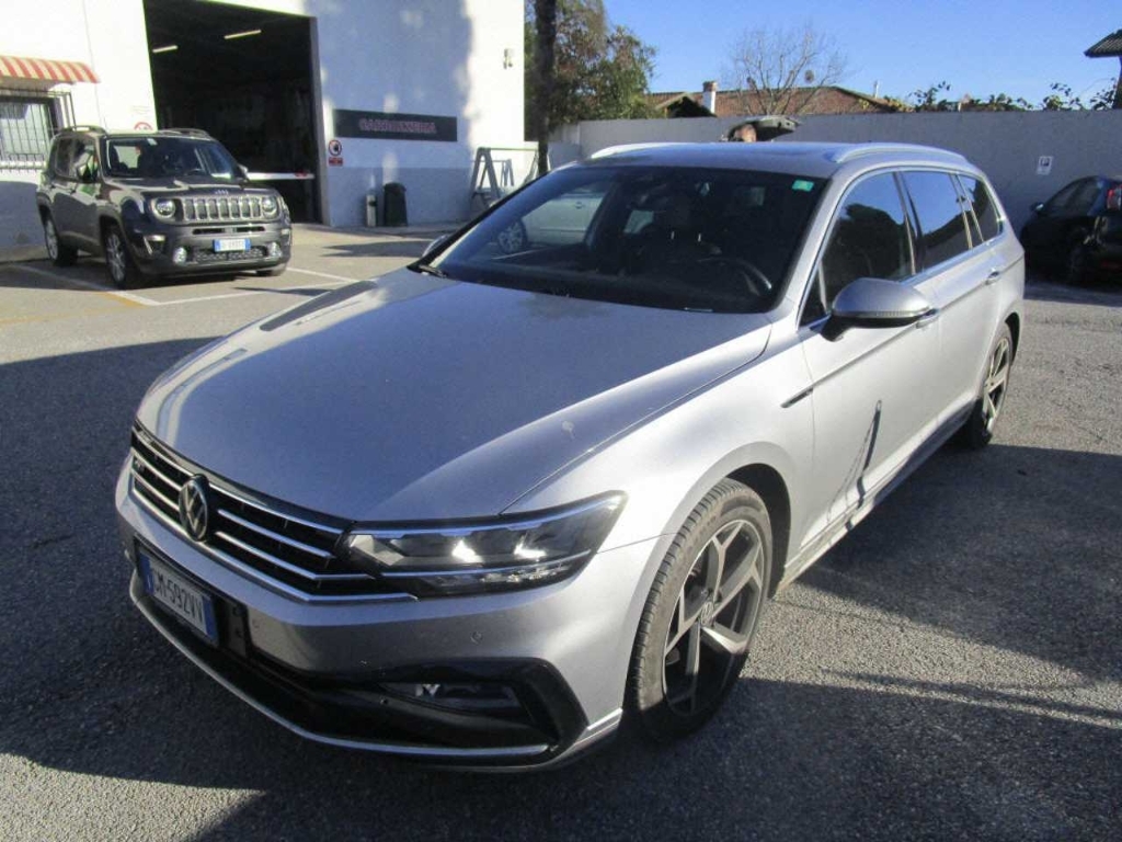 Volkswagen Passat Var. 2.0TDI SCR 147kW Executive DSG, 2023