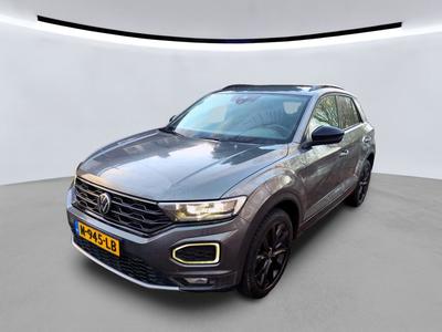 Volkswagen T-roc 1.5 TSI 150PK SPORT BLACKSTYLE EXECUTIVE, 2021