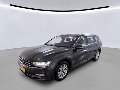 Volkswagen Passat variant 2.0 TDI 150PK DSG BUSINESS DISCOVERPRO TREKHAAK, 2022