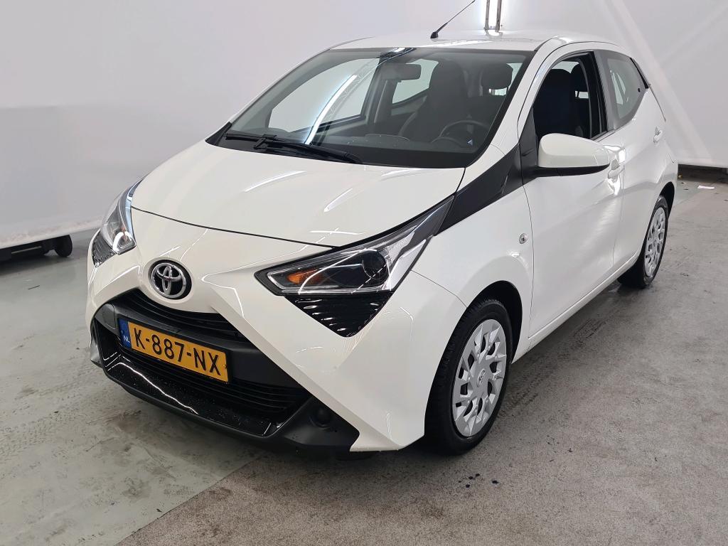 Toyota Aygo 1.0 VVT-I X-PLAY, 2021