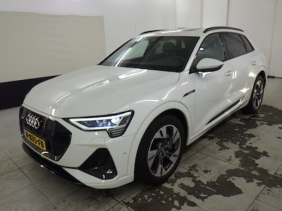 Audi E-tron 50 quattro launch edition black 5d