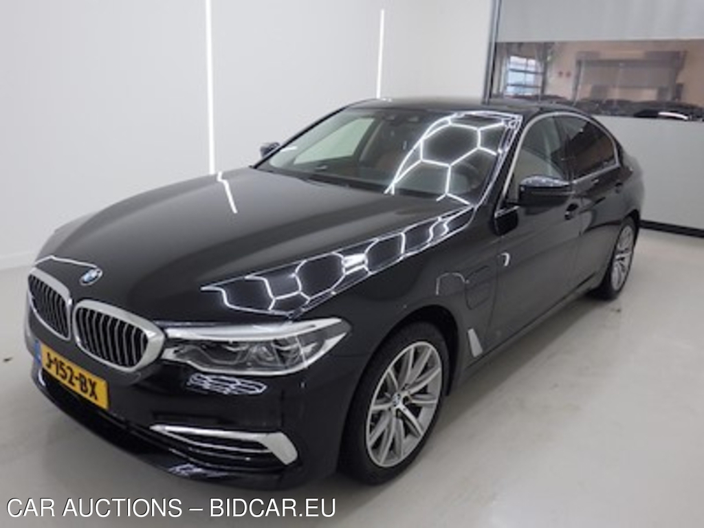 BMW 5 serie sedan 530e High Executive Luxury Line 4d