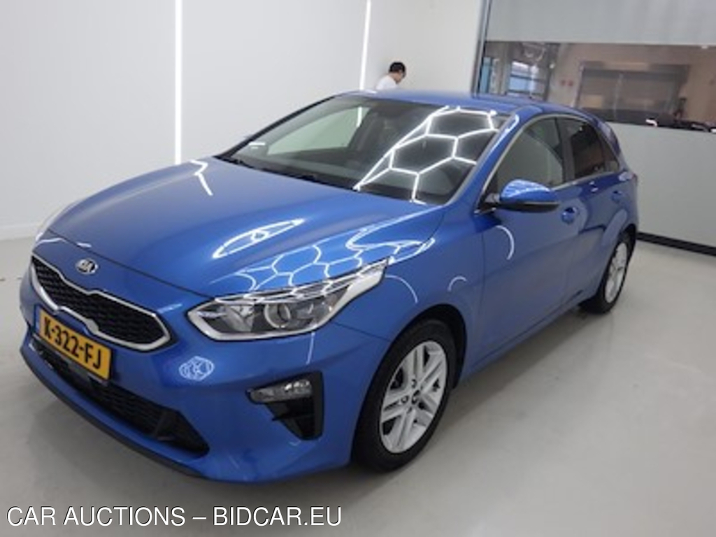 Kia Ceed 1.4 T-GDi DynamicPlusLine 5d