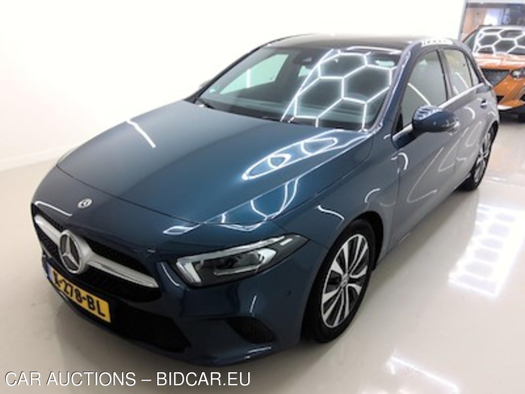 Mercedes-Benz A-klasse A 200 Premium Plus 5d