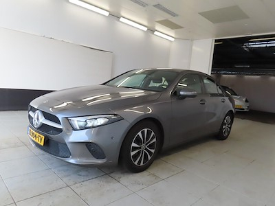 Mercedes-Benz A-klasse limousine A 180 7G-DCT Business Solution 4d