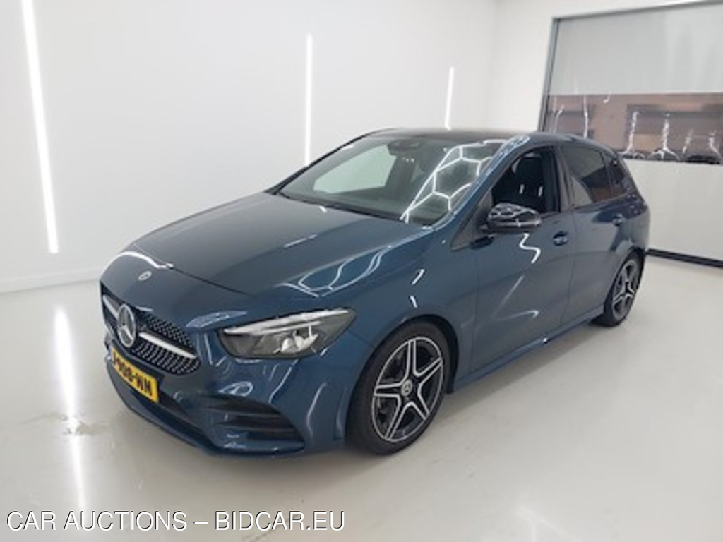 Mercedes-Benz B-Klasse B 180 7G-DCT Business Solution AMG