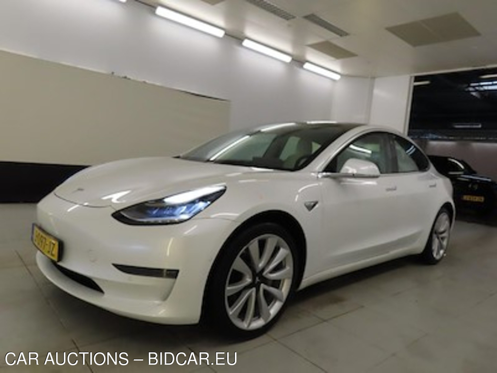 Tesla Model 3 Long Range Dual Motor AWD 4d