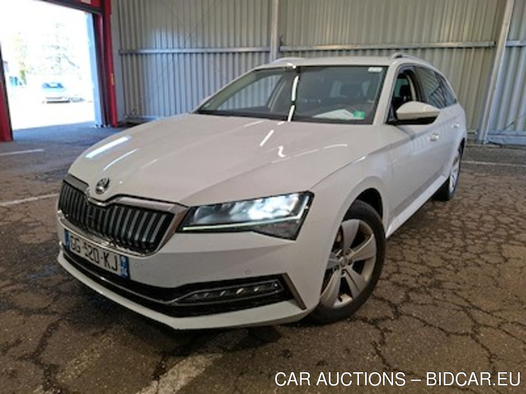 Skoda Superb combi Superb Combi 1.4 TSI PHEV 218ch Business DSG6
