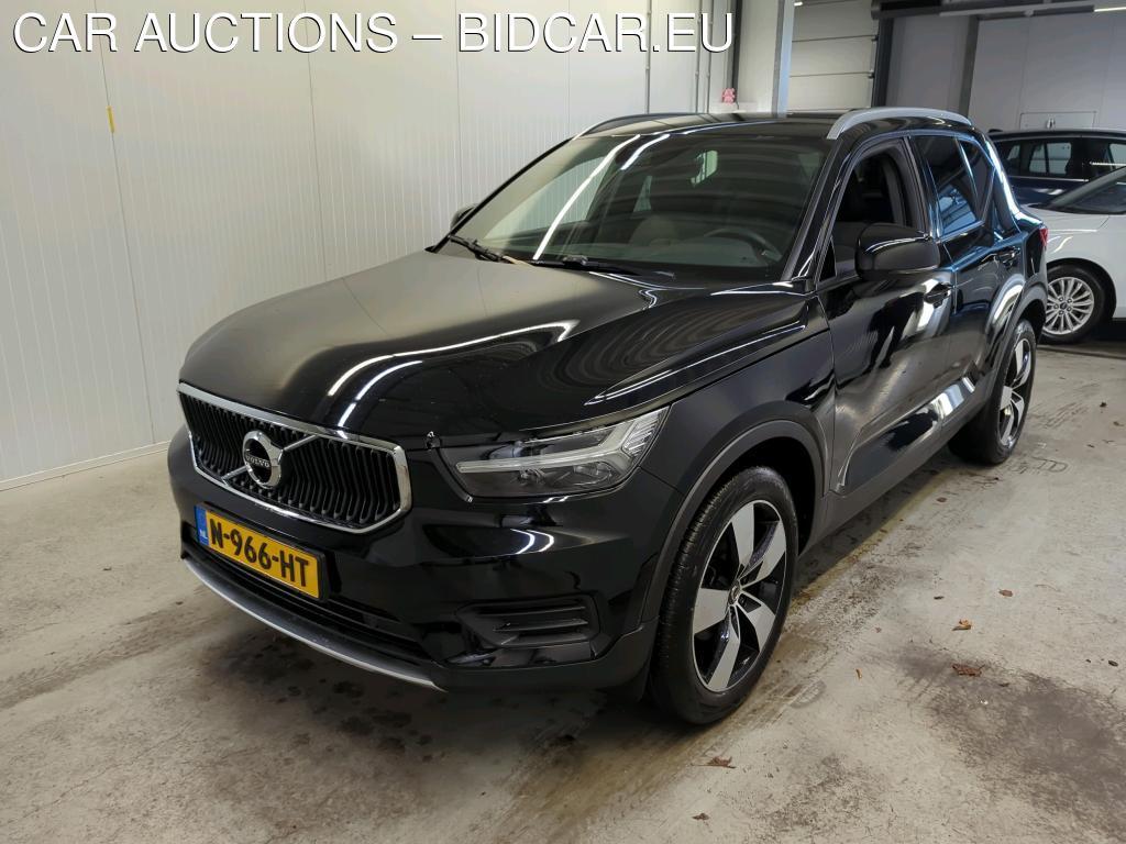 Volvo XC40 1.5 T3 120kW Momentum Business, 2021