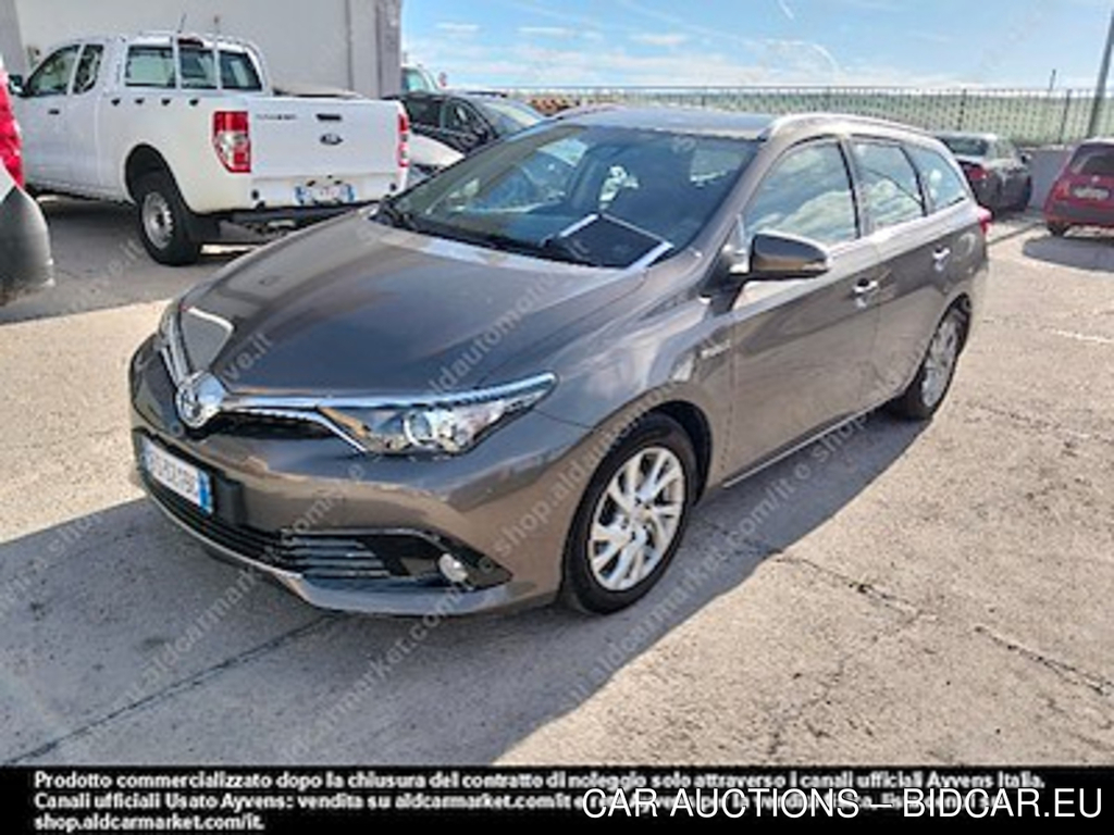 Toyota auris touring sports hybrid business -