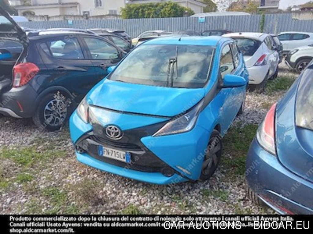 Toyota aygo 1.0 vvt-i x-cool tss -