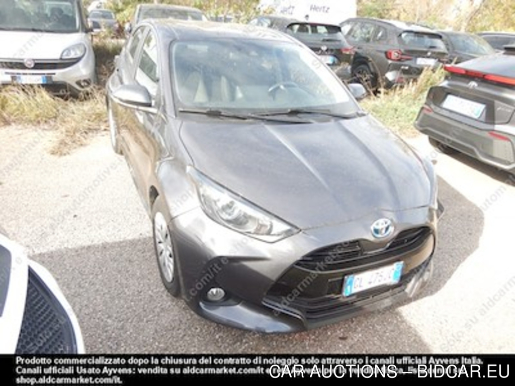 Toyota yaris hybrid active my22 FP -