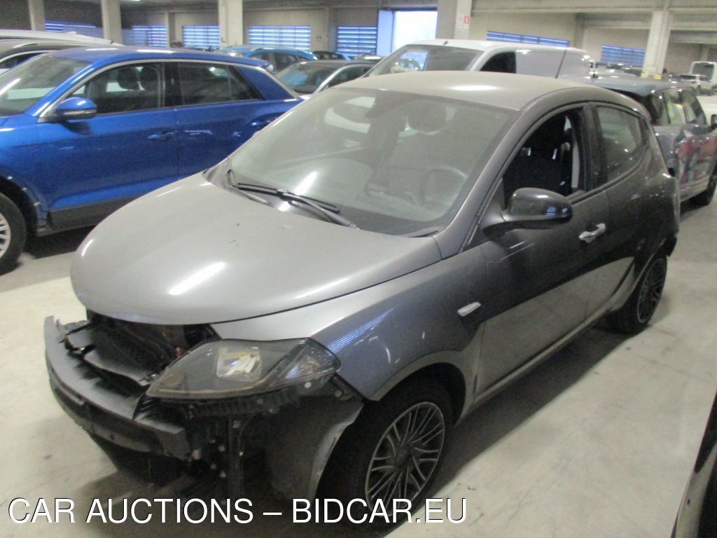 Lancia Ypsilon 1.0 firefly hybrid Silver Plus s&amp;s 70cv, 2022