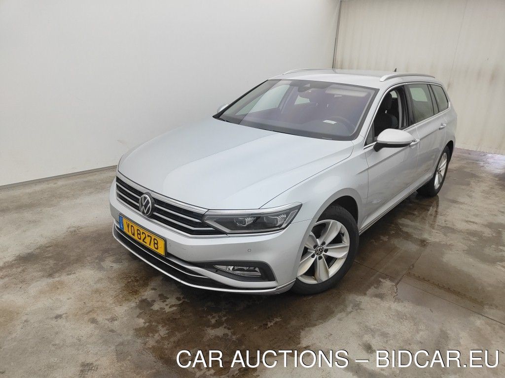 Volkswagen Passat-variant- VARIANT DIESEL - 2020 2.0 TDI 200 SCR ELEGANCE DSG 5D, 2021