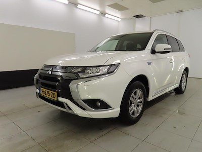 Mitsubishi Outlander PHEV Pure 5d