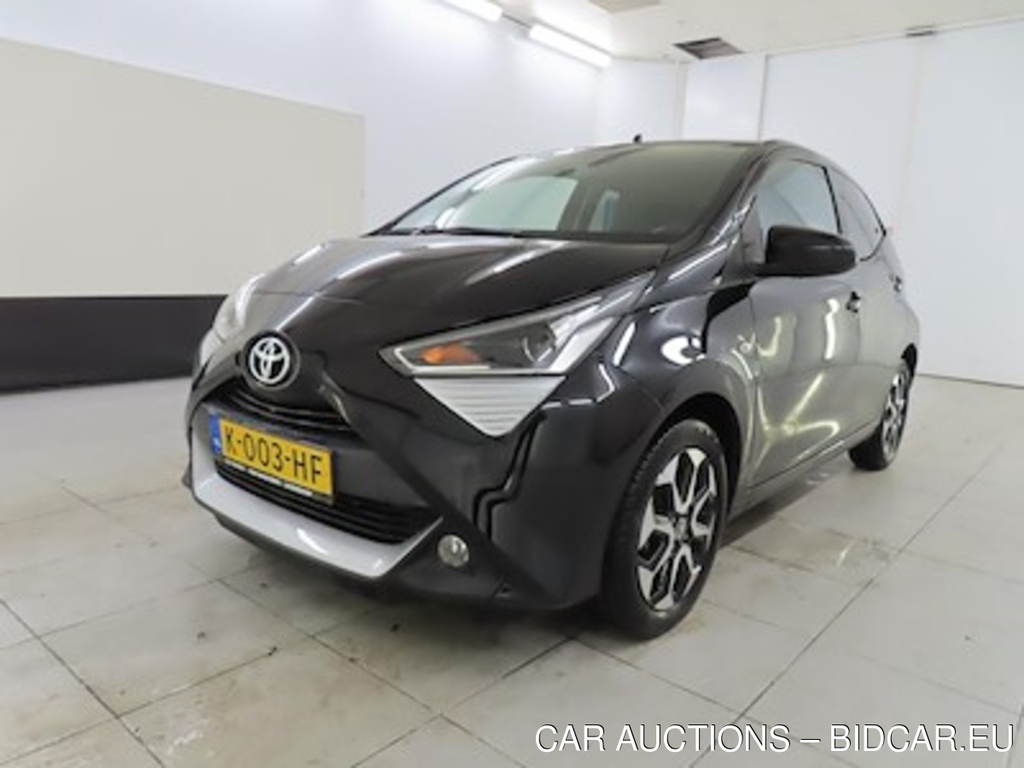 Toyota Aygo 1.0 VVT-i x-joy 5d