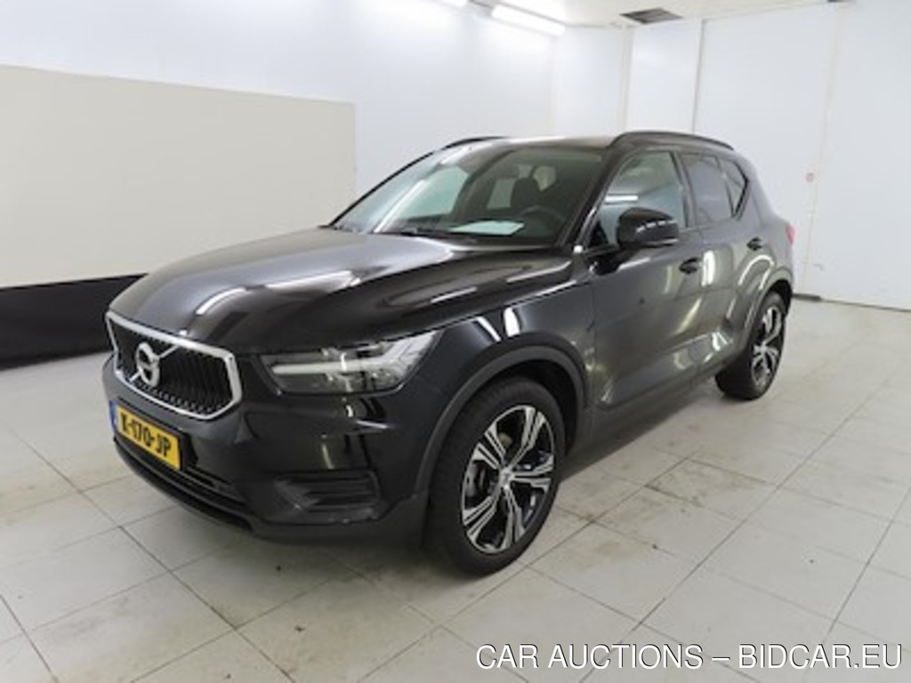 Volvo XC40 T2 automaat Momentum Core 5d
