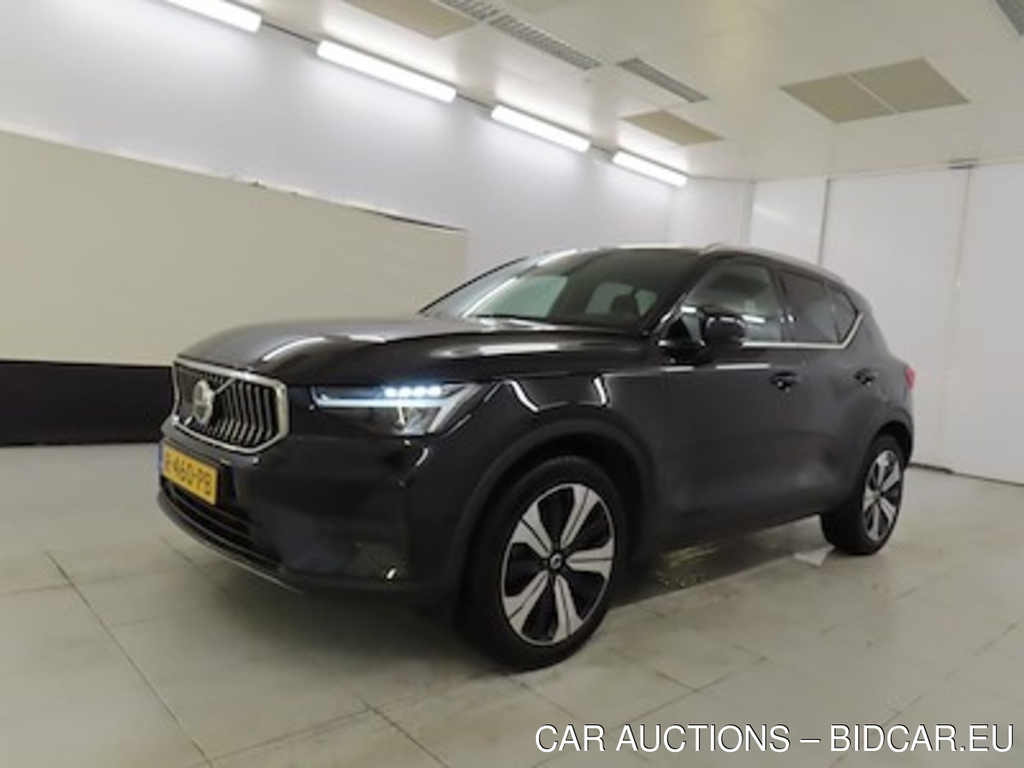 Volvo XC40 T4 Plug-in hybrid Core - Bright 5d