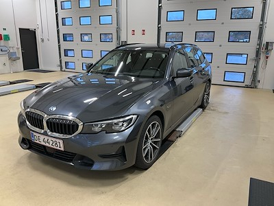 BMW 3 serie 330e F Sport Line Touring auto UA!