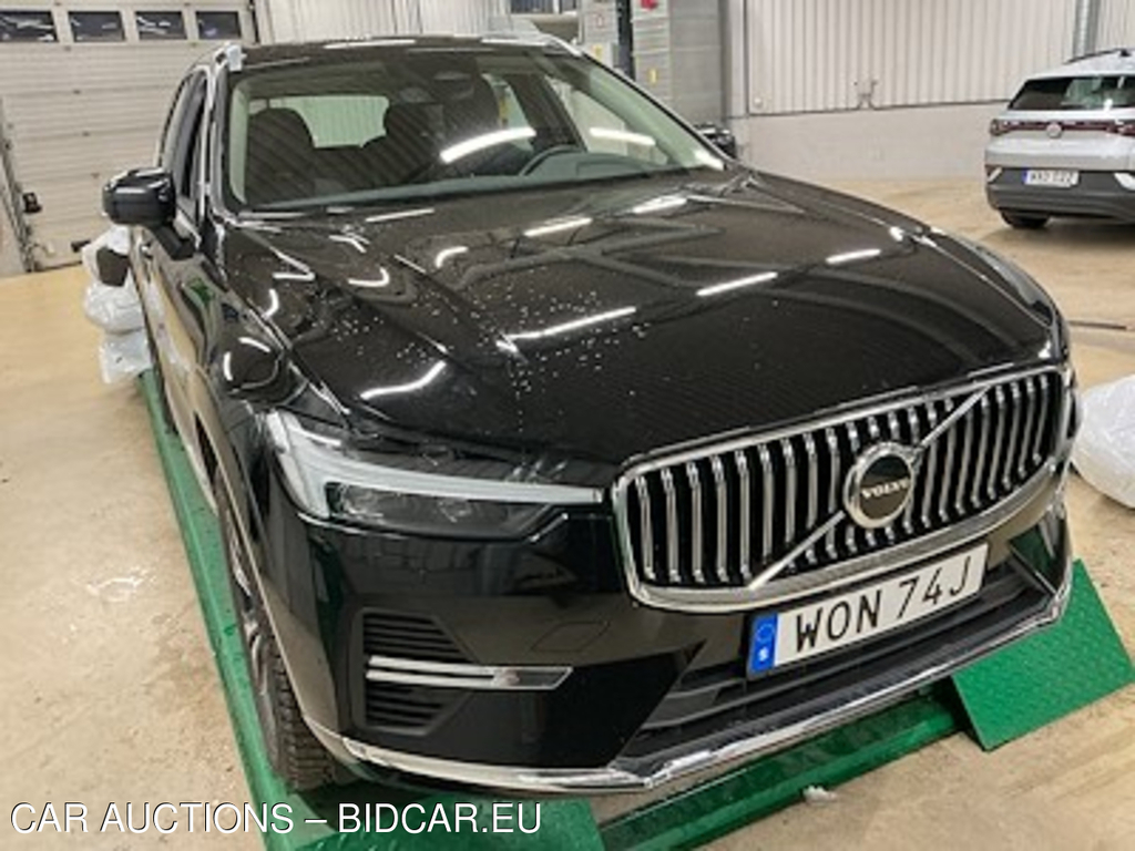 Volvo XC60 T6 Recharge 350 AWD Core Edt VOC Drag Panorama