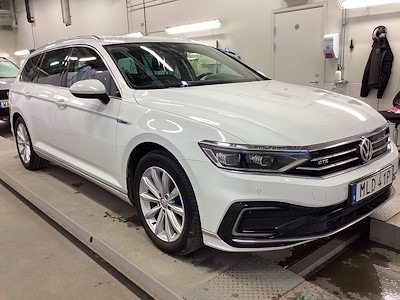 Volkswagen Passat GTE SC Executive Drag Varmare