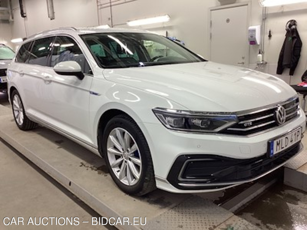 Volkswagen Passat GTE SC Executive Drag Varmare
