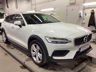 Volvo V60 cross country D4 AWD Cross Country Drag