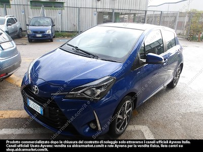 Toyota yaris 1.5 hybrid style hatchback -