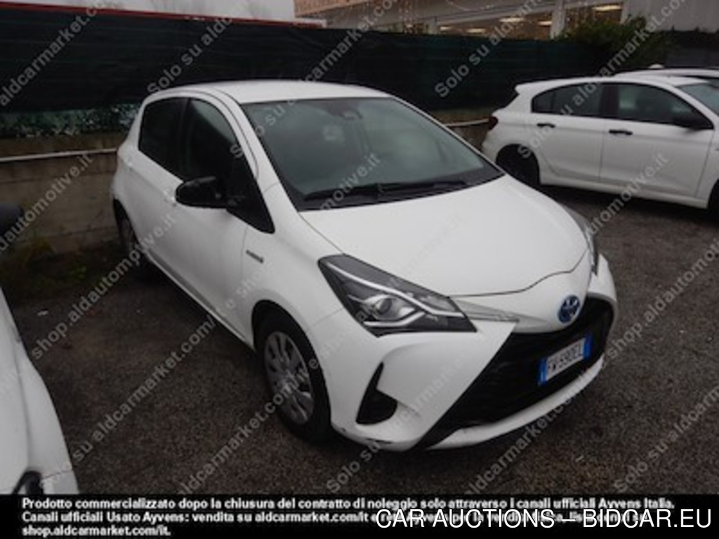 Toyota yaris consip13 1.5 hybrid cool -