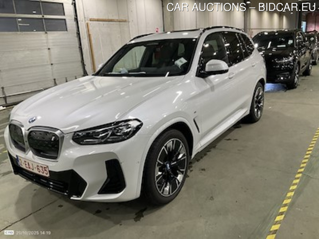 BMW IX3 80KWH AUTO