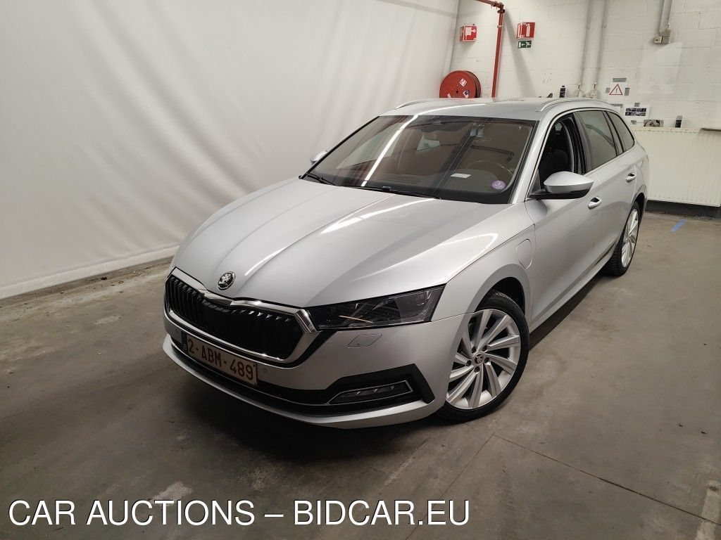 Skoda Octavia-combi-6 COMBI 1.4 TSI PHEV 150KW DSG6 STYLE 5D, 2021