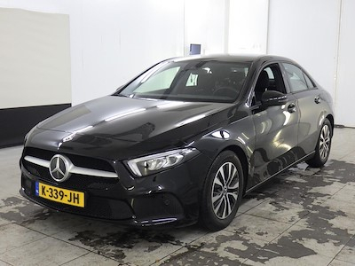 Mercedes-Benz A-klasse limousine A 180 7G-DCT Business Solution 4d