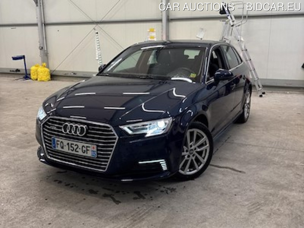 Audi A3 A3 Sportback 40 e-tron 204ch Business line S tronic 6