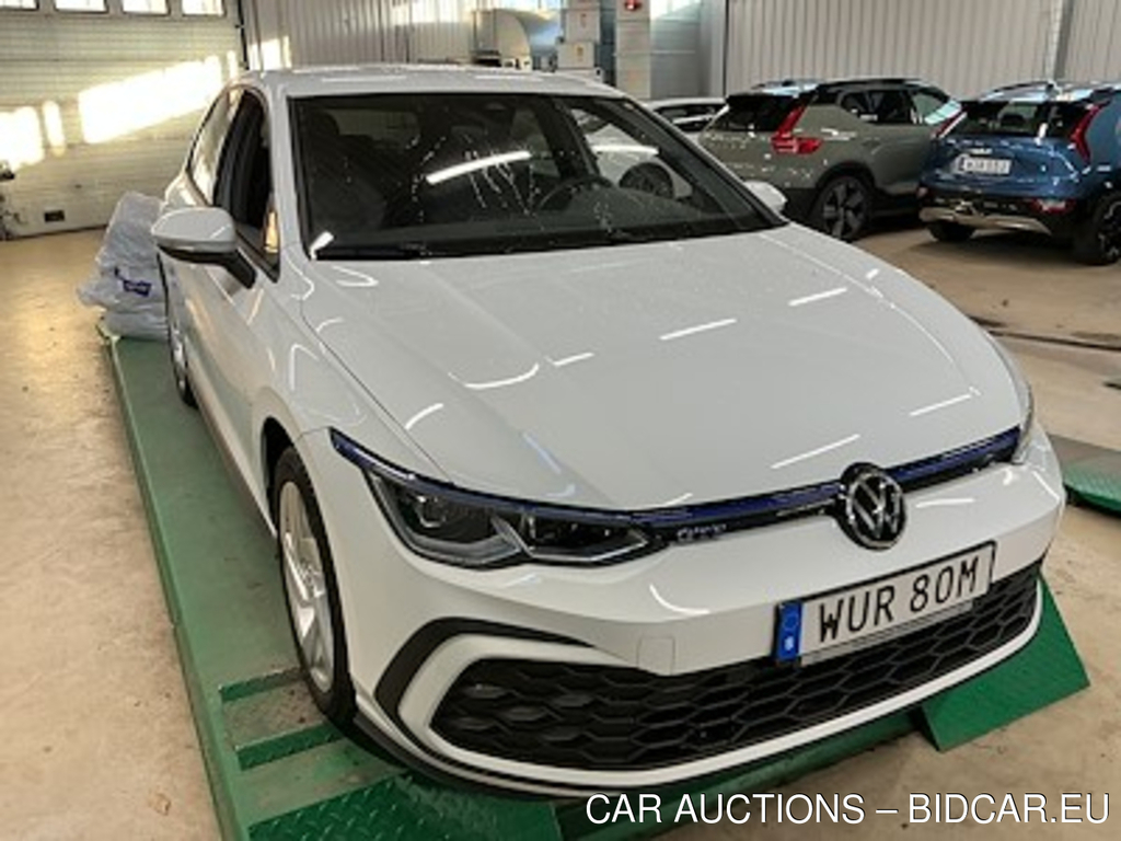 Volkswagen Golf GTE PHEV 245hk Navi