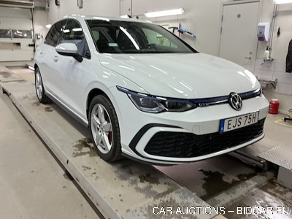 Volkswagen Golf GTE Plug-In 245 LED-Matrix