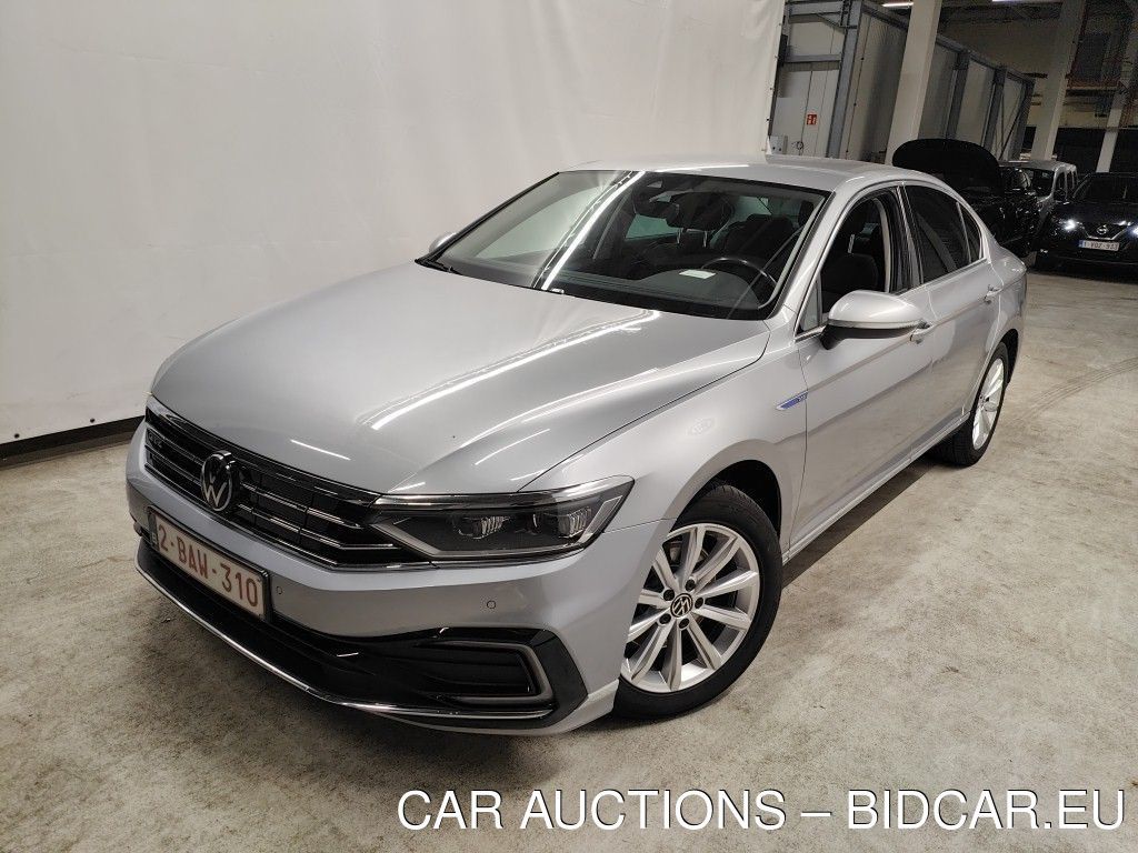 Volkswagen Passat-lim-cb2 1.4 TSI GTE BUSINESS DSG 4D, 2021