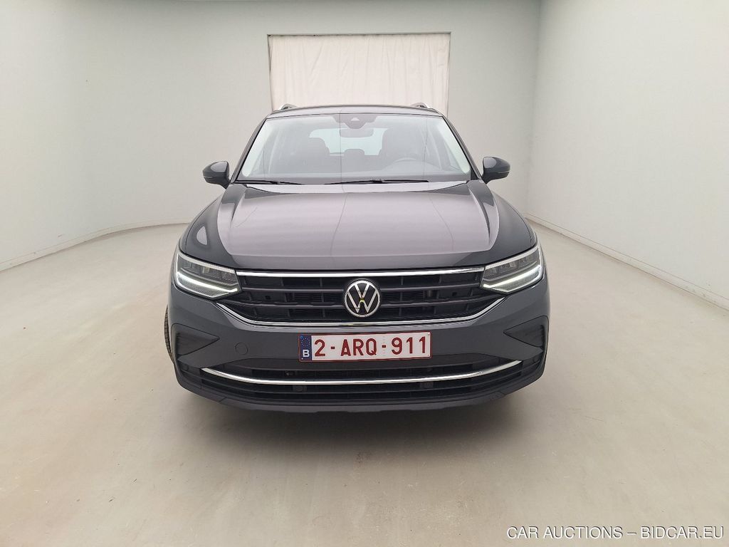 Volkswagen Tiguan-ax1 FL20. VOLKSWAGEN TIGUAN 2.0 TDI 110KW DSG LIFE 5D, 2021