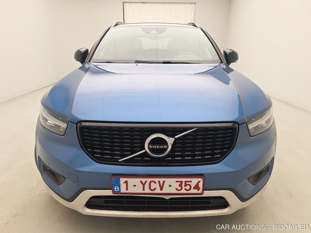 Volvo Xc40 17. VOLVO XC40 T3 GEARTRONIC R-DESIGN 5D, 2020
