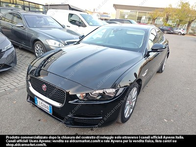 Jaguar XE 2.0d I4 180ps prestige -