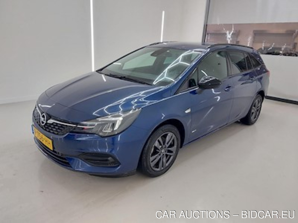 Opel Astra sports tourer 1.2 turbo 96kW Design &amp; Tech