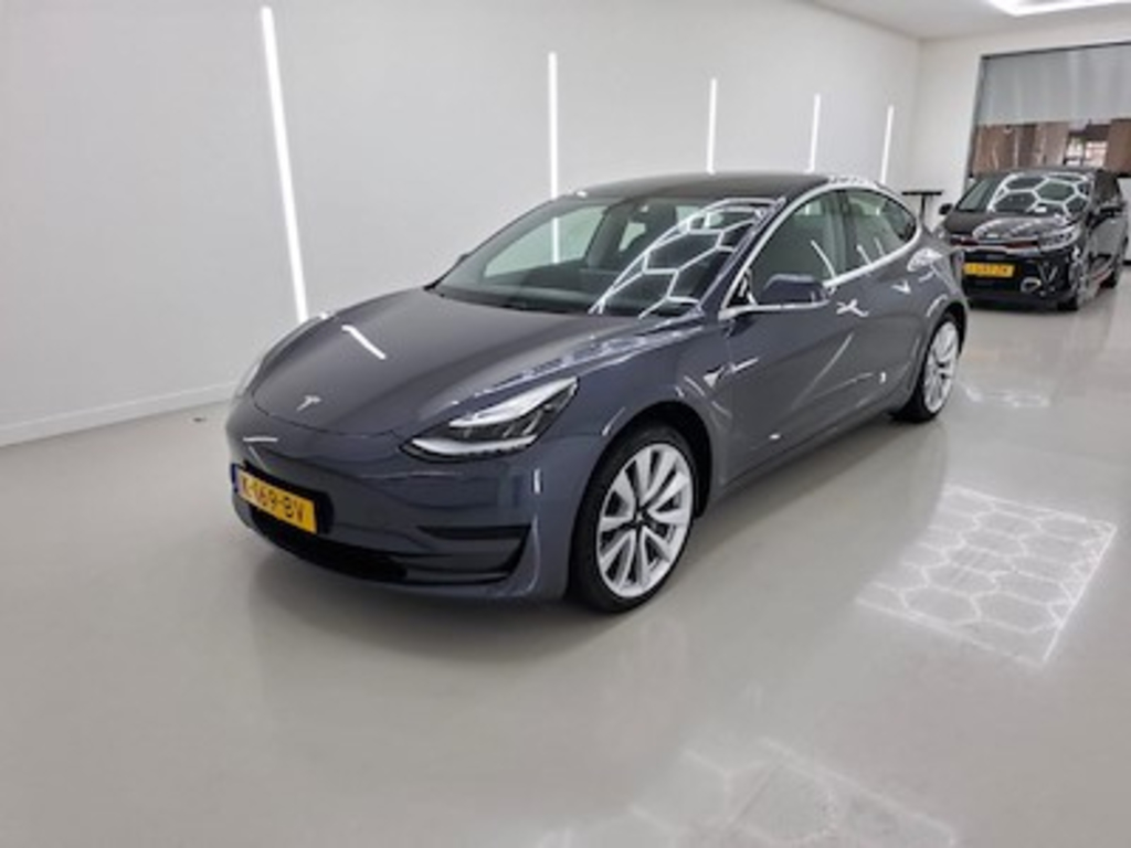 Tesla Model 3 Standard Range Plus RWD