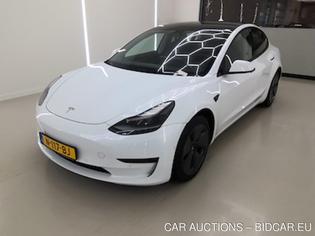 Tesla Model 3 Standard Range Plus RWD 4d