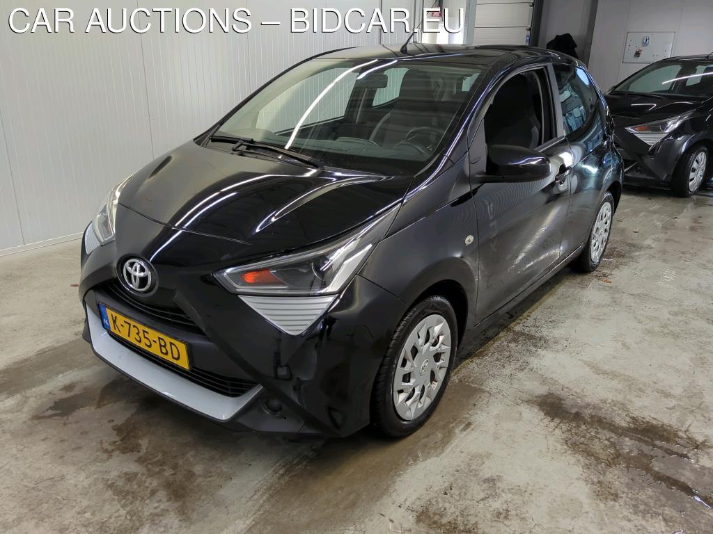Toyota Aygo 1.0 VVT-i 53kW X-Play, 2020